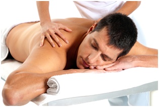 Оздоровительный массаж спины в клинике  «Мудрый Доктор» в СПб